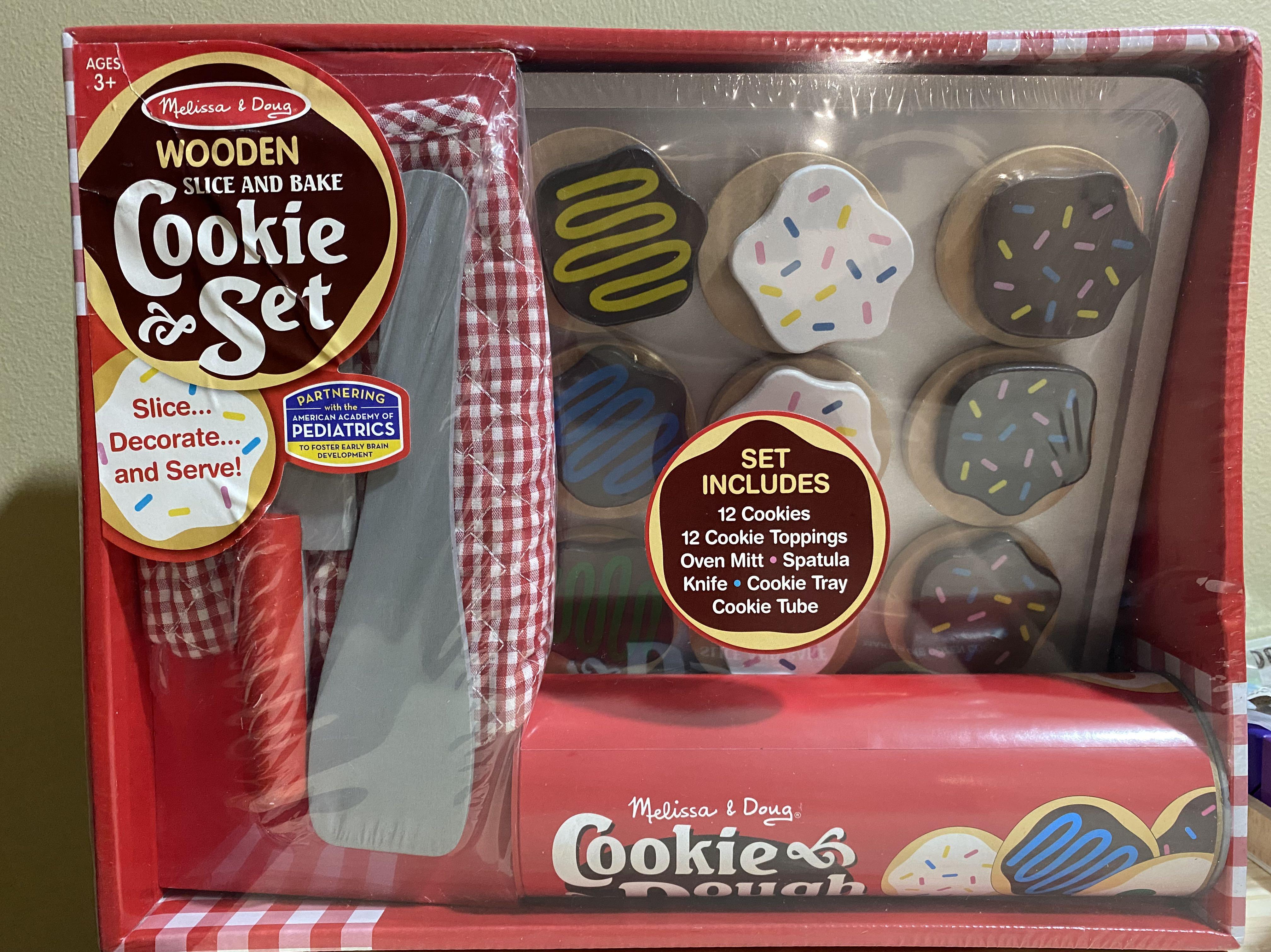 Wooden sales cookie set