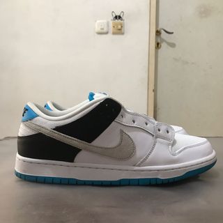 (Kategori: ) berada di . Dikirim oleh kanyeforpresident (ID iklan 1162894935, Gambar 1). Deskripsi: .