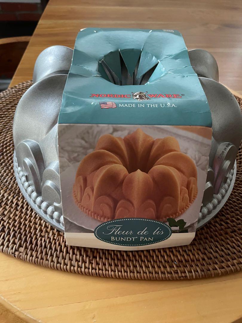 Nordic ware fleur de lis bundt pan on sale