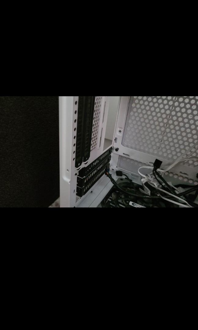 Nr200p plus extra case fan, Computers & Tech, Parts & Accessories