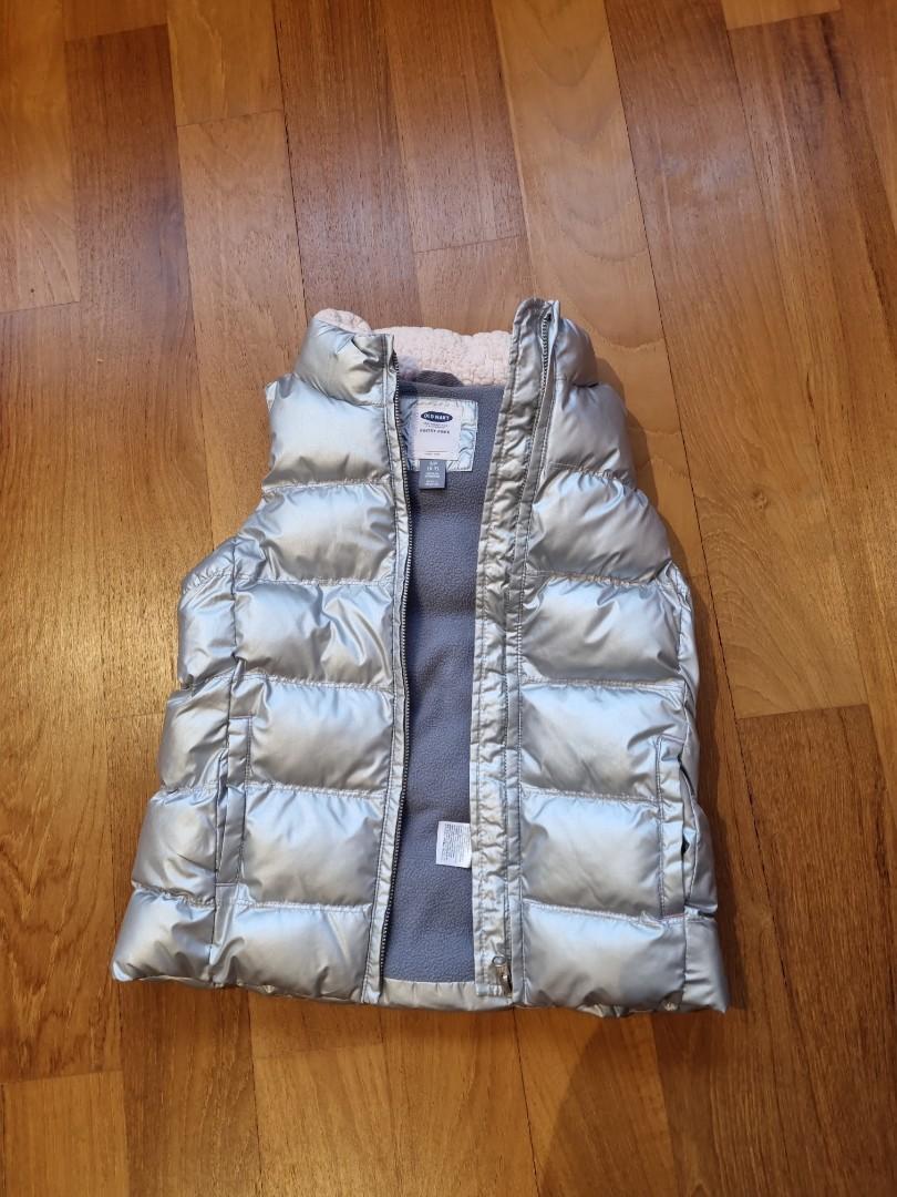 Old navy metallic silver puffer vest for age 6 7 Babies Kids