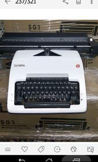 Olympia SG3 Manual Typewriter