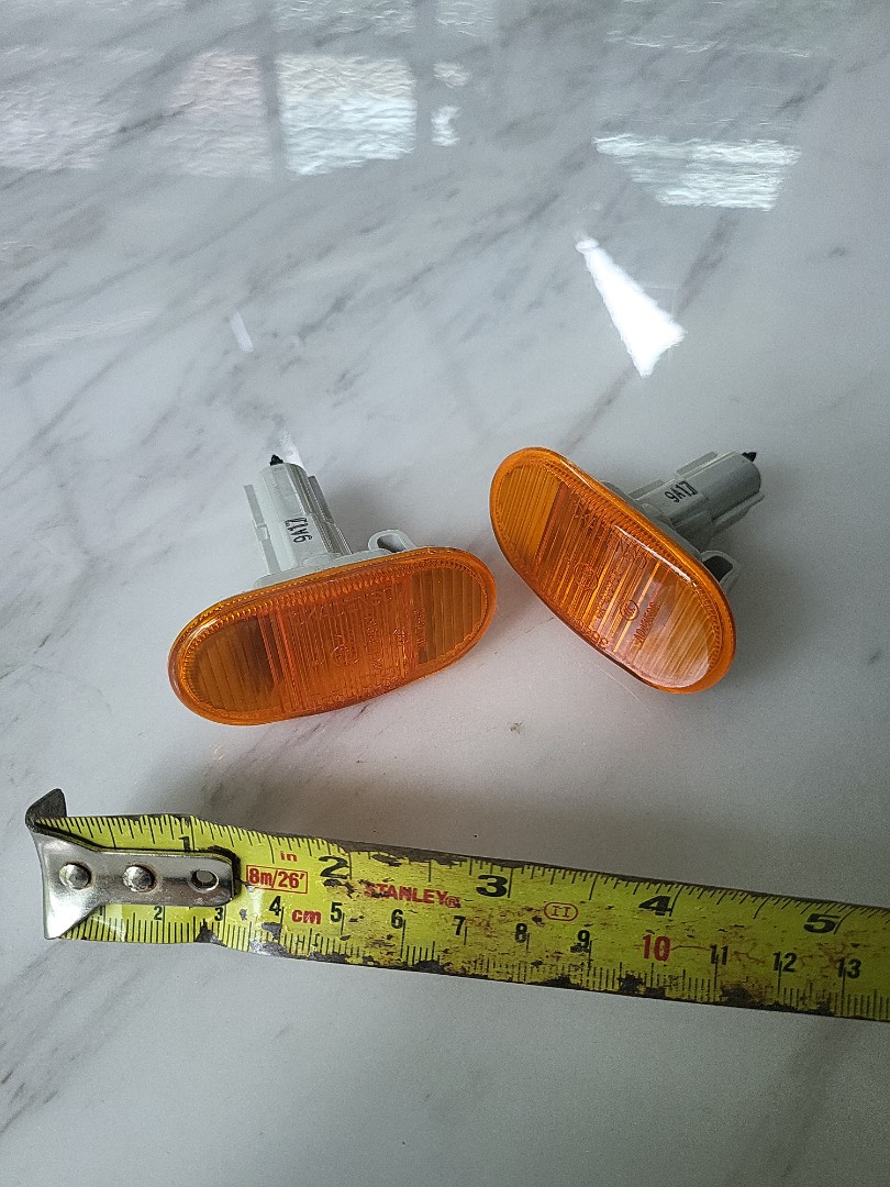 Original suzuki jimny side signal indicator lamp (2 nos), Auto
