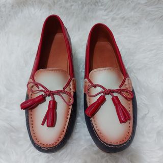 (Kategori: ) berada di . Dikirim oleh preloved_studf (ID iklan 1162892780, Gambar 1). Deskripsi: .