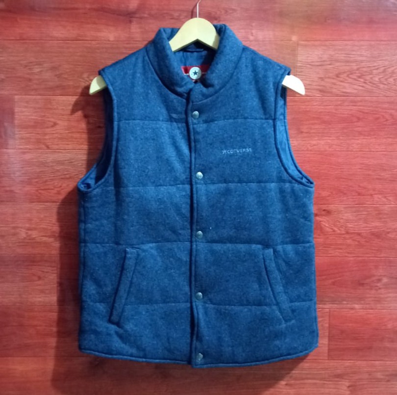 converse puffer vest