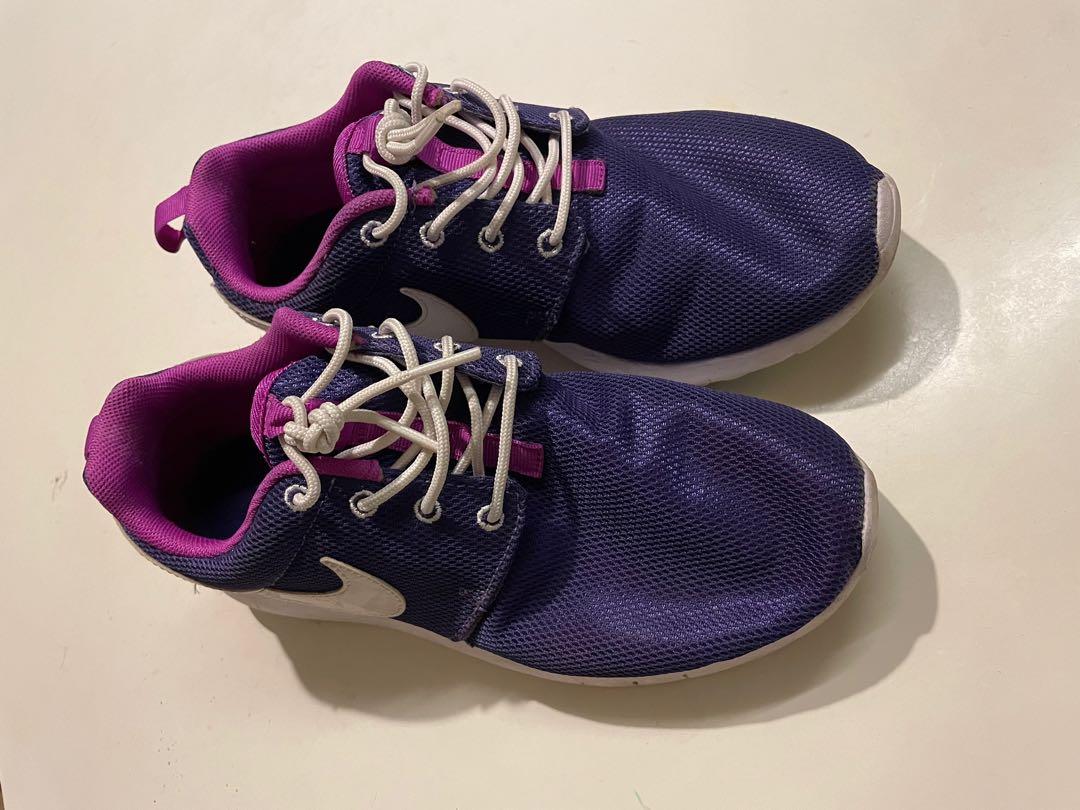Purple roshe clearance
