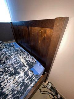 Queen size real solid oak wood bed frame (delivery included)