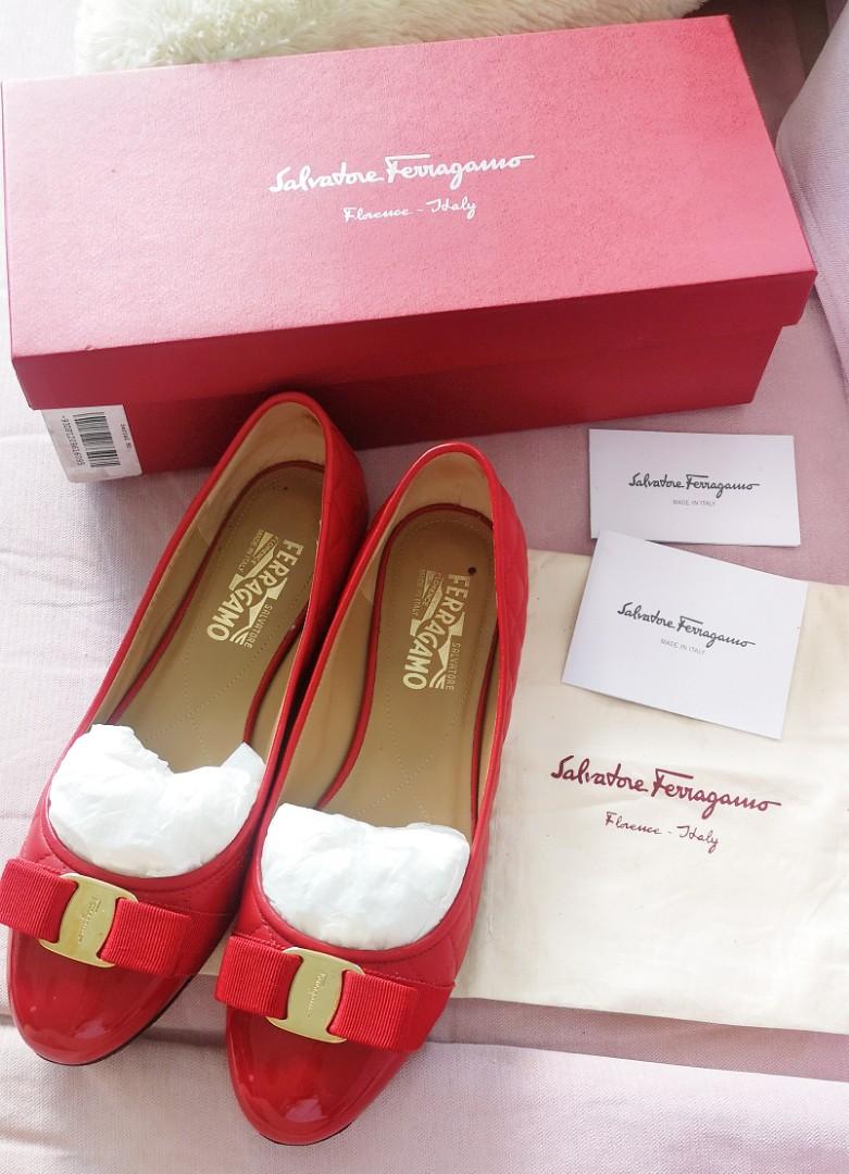 Red ferragamo new arrivals flats