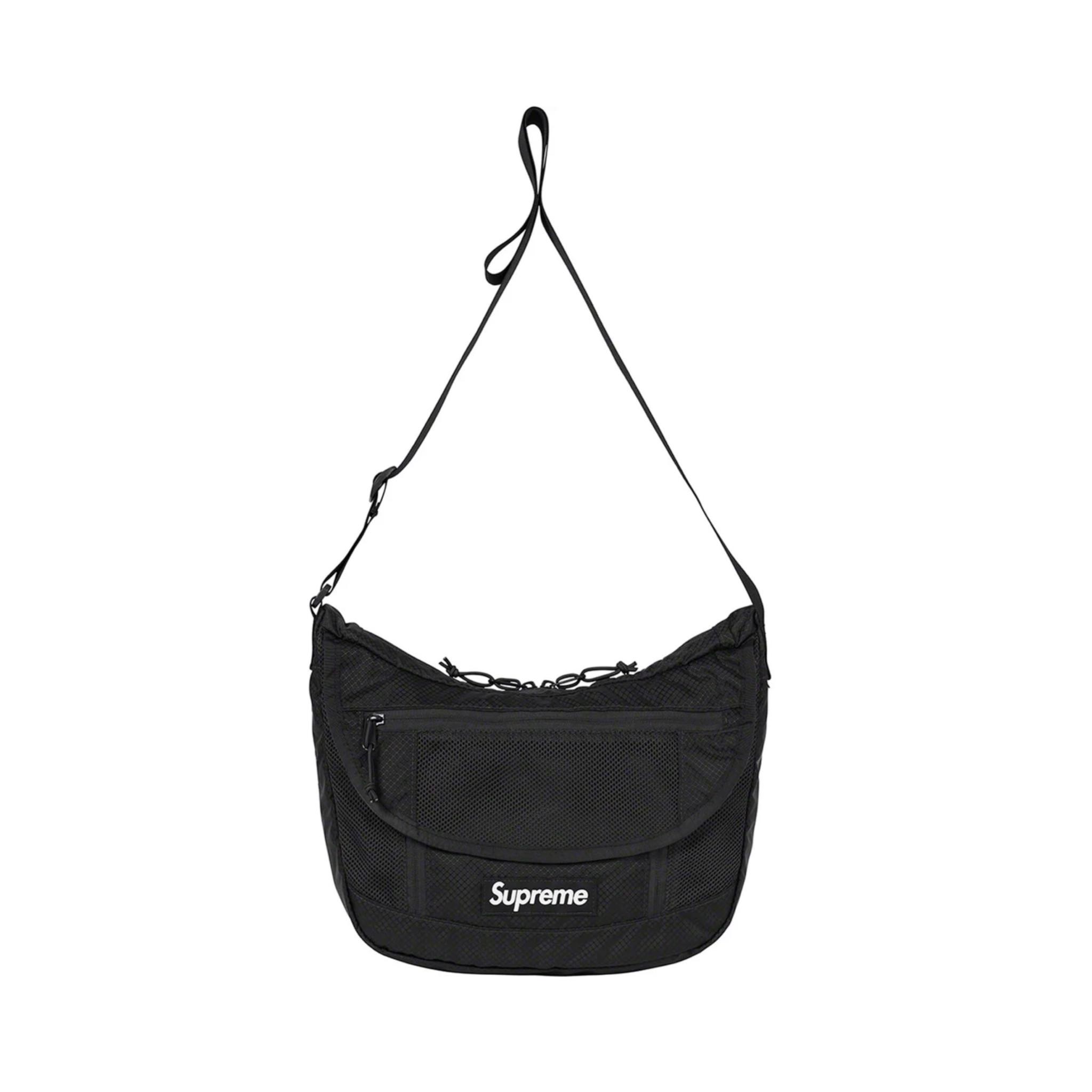 Supreme Messenger Bag, Men's Fashion, Bags, Sling Bags on Carousell