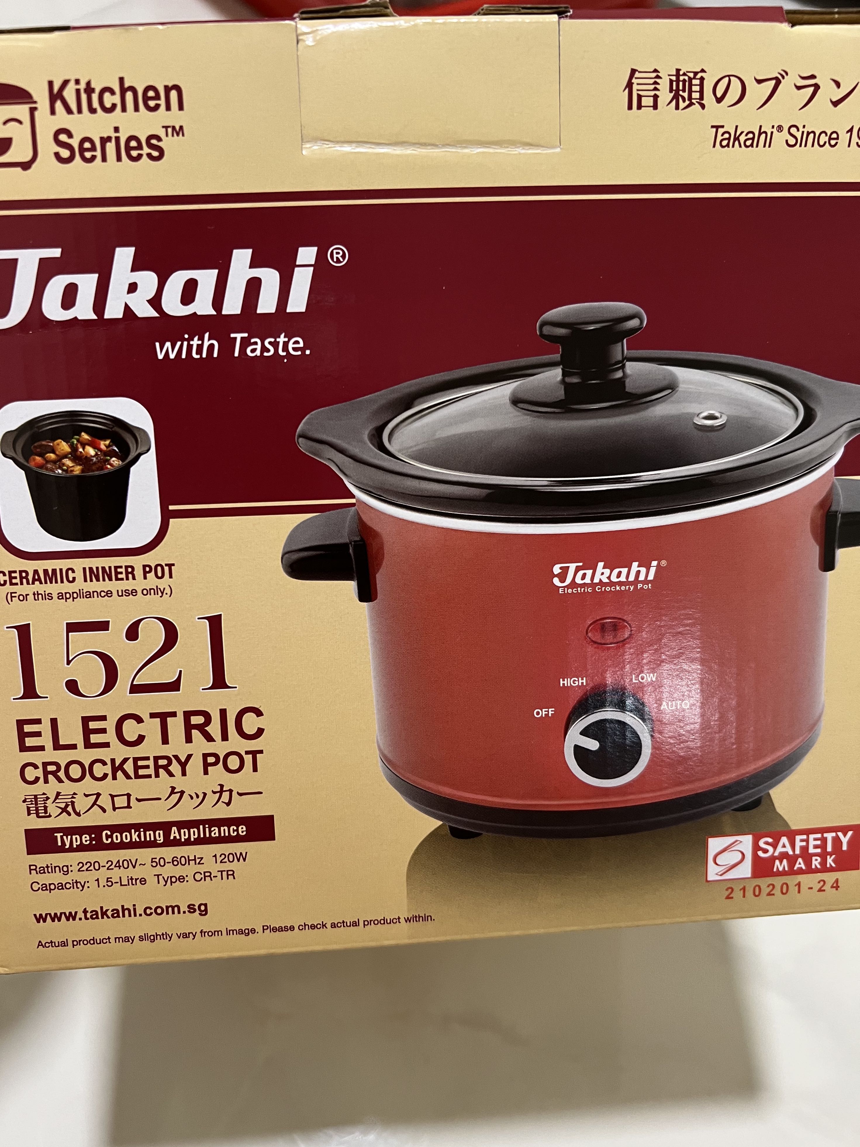 Takahi Electric Crockery Pot 1.5Litre, TV & Home Appliances, Kitchen