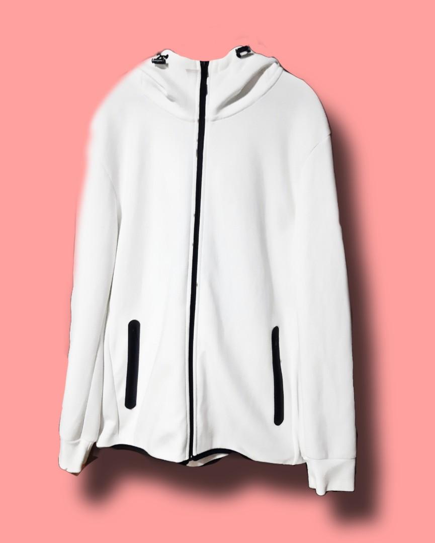 Uniqlo Philippines - Sweat in style with our Dry Stretch Sweat Full-Zip  Hoodie. Made with stretch fabric for ease of movement and features quick-dry  properties that quickly dries sweat. View more UNIQLO