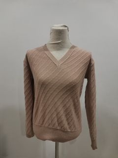 (Category: ) located in . Submitted by renniepreloved (Listing ID 1162910507, Image 1). Description: .