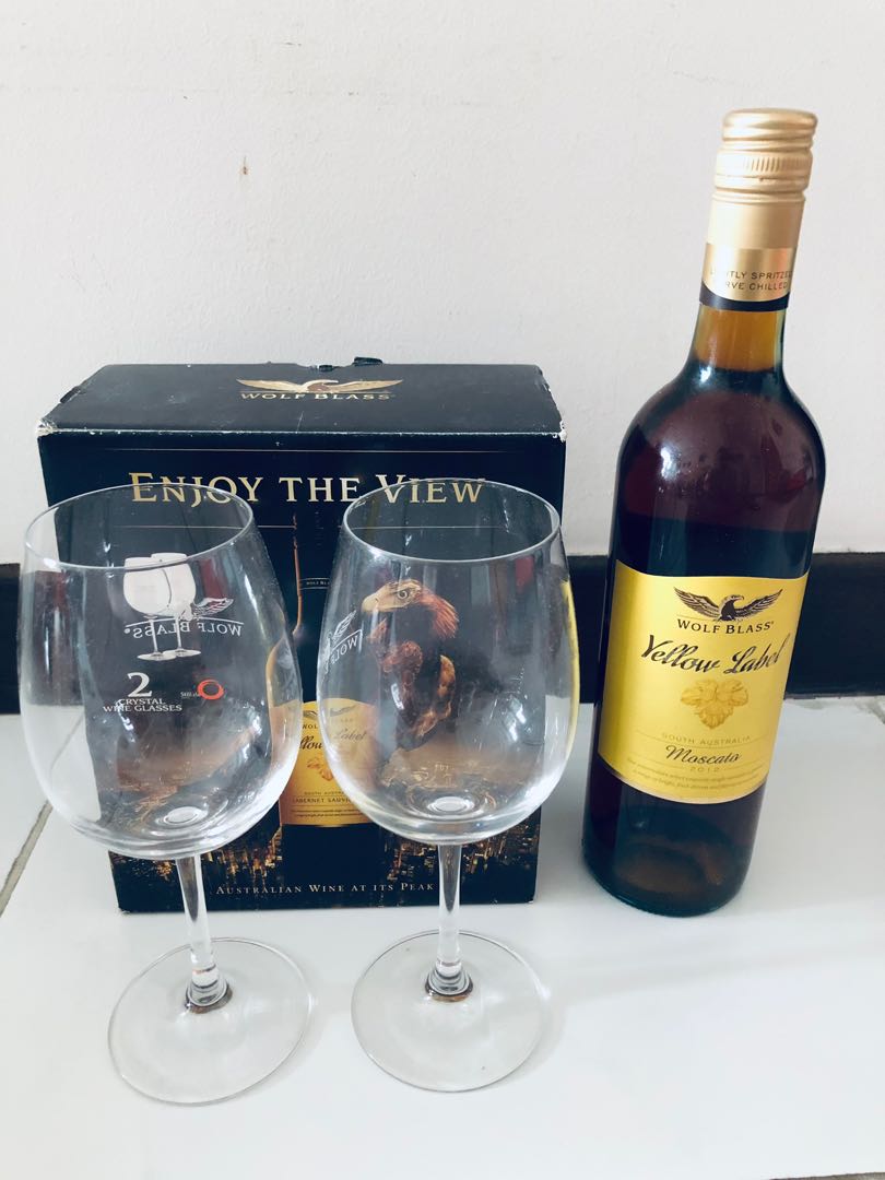 Wolf Blass Yellow Label 2012 ( White Wine) with 2 Original ...