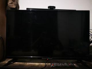 American home 32 inch monitor/Tv