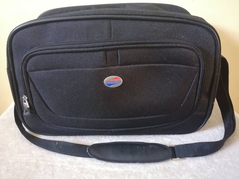 american tourister camera bag