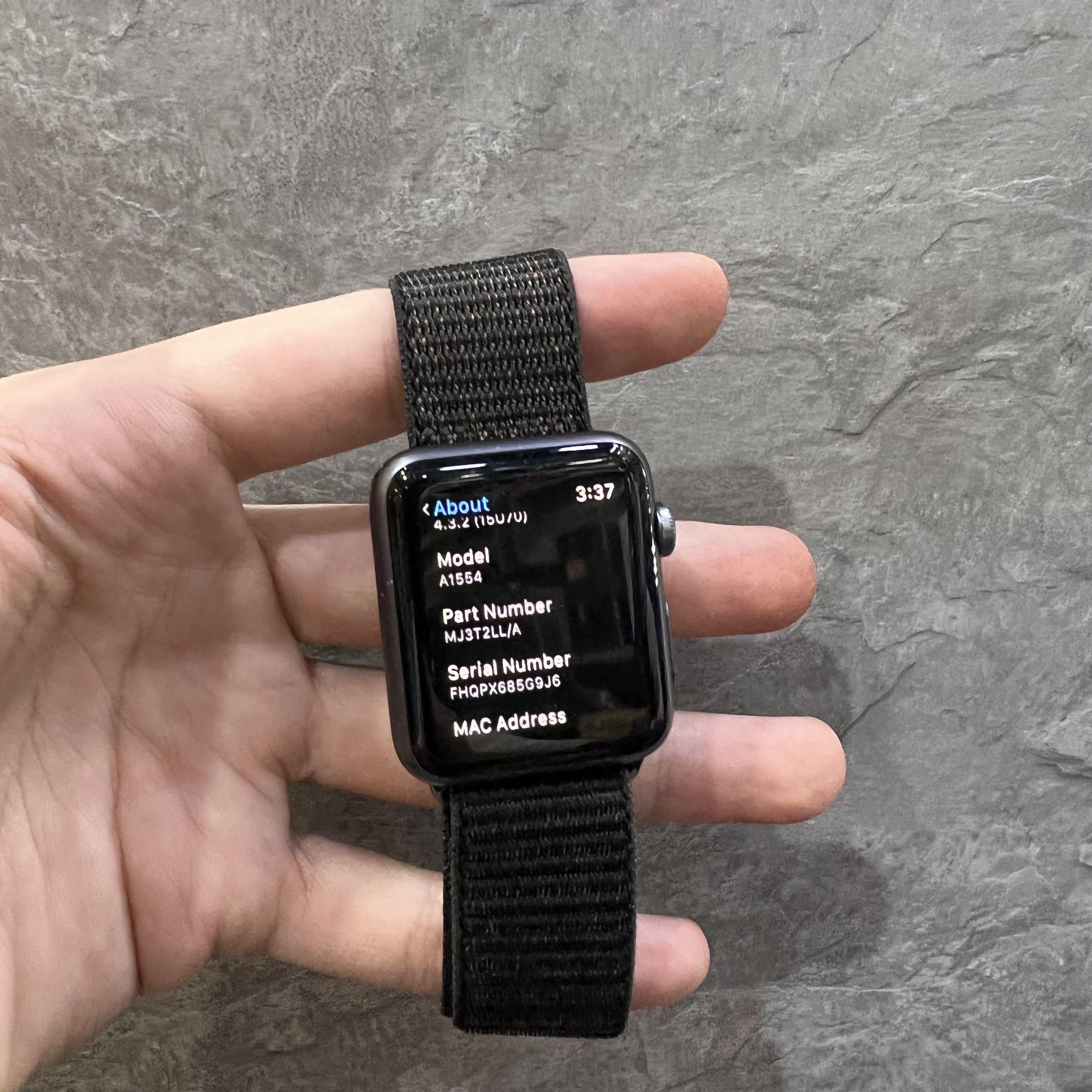 Apple Watch Gen 1 42mm Gray Used, Men's 