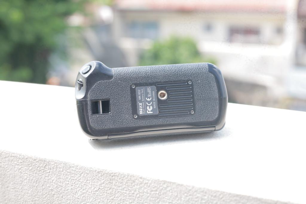Canon EOS 5D MkII Battery Grip (Category: Cameras) located in Quezon City. Submitted by rainermaria (Listing ID 1162948335, Image 1). Description: Meike Grip for Canon 5D Mk II Used but working RFS: no longer have a 5DII. PhP 1,500 or best offer Diliman, QC.