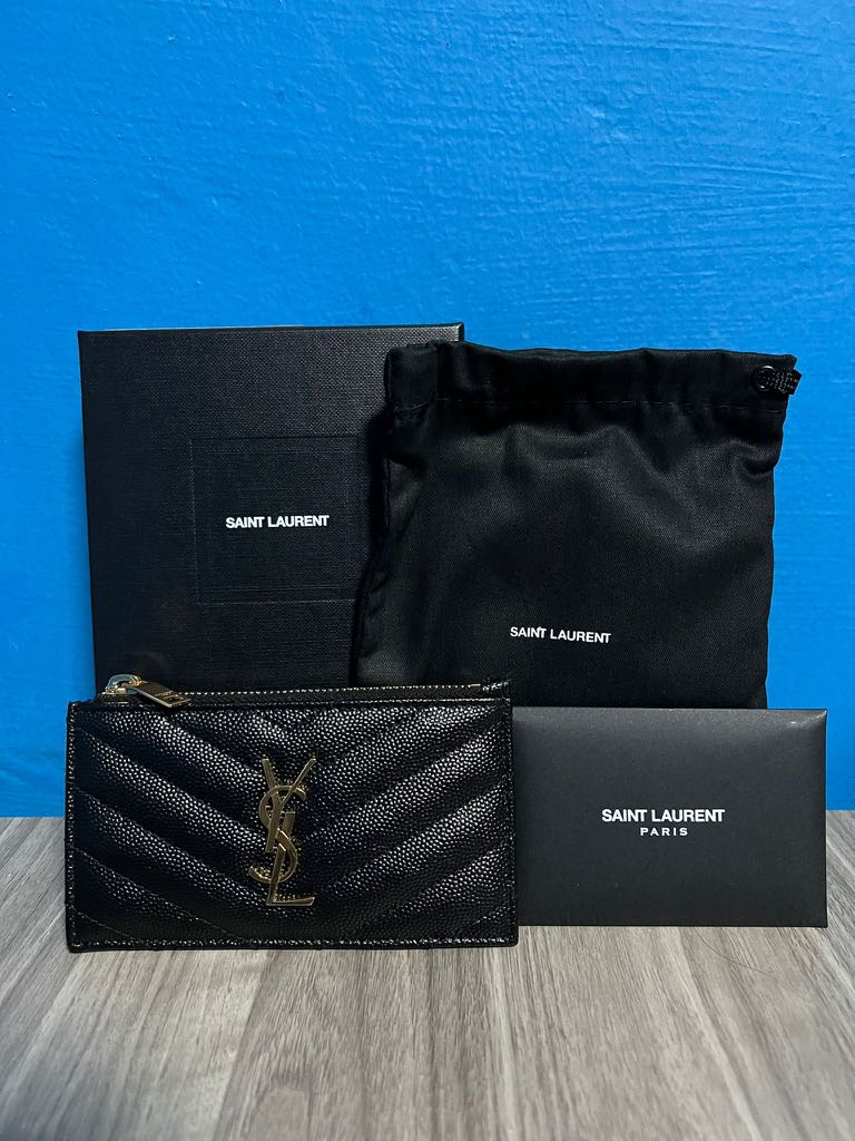 CASSANDRE MATELASSÉ zipped pouch in grain de poudre embossed leather, Saint  Laurent