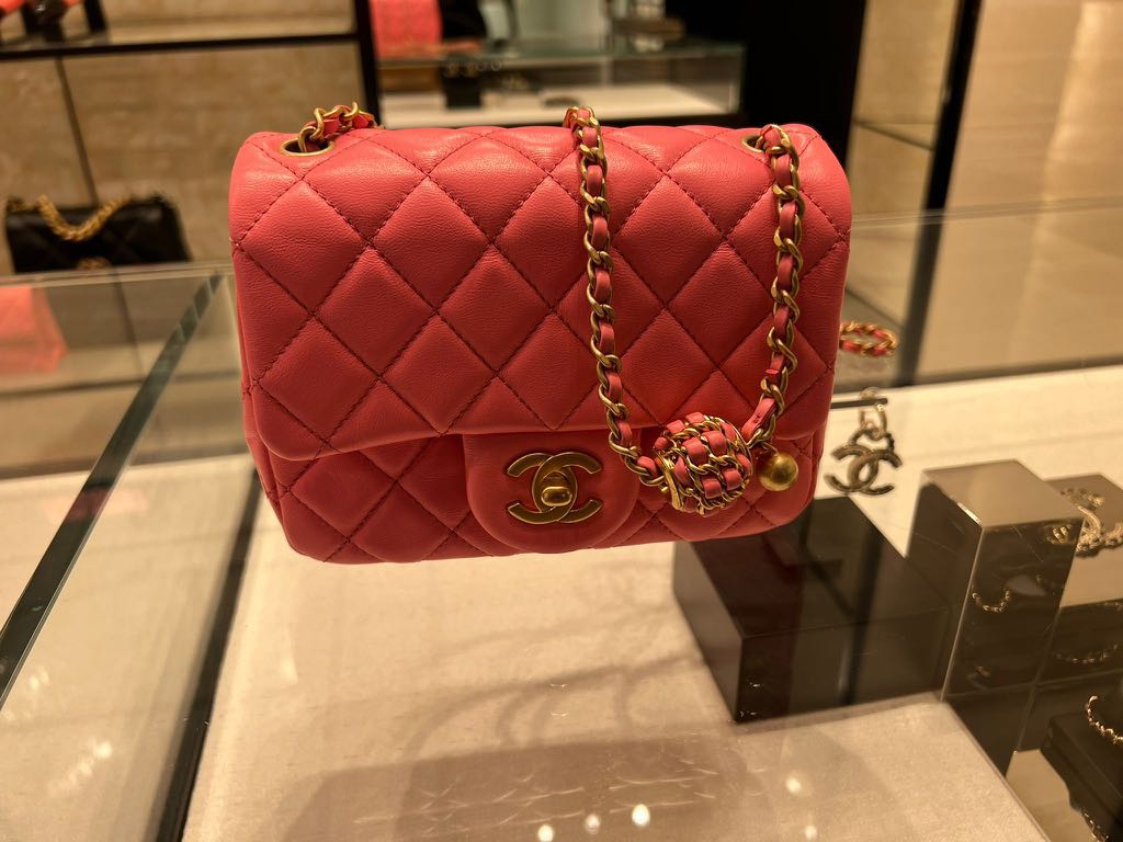 Chanel Bag mini flap pearl crush (coral pink), Women's Fashion
