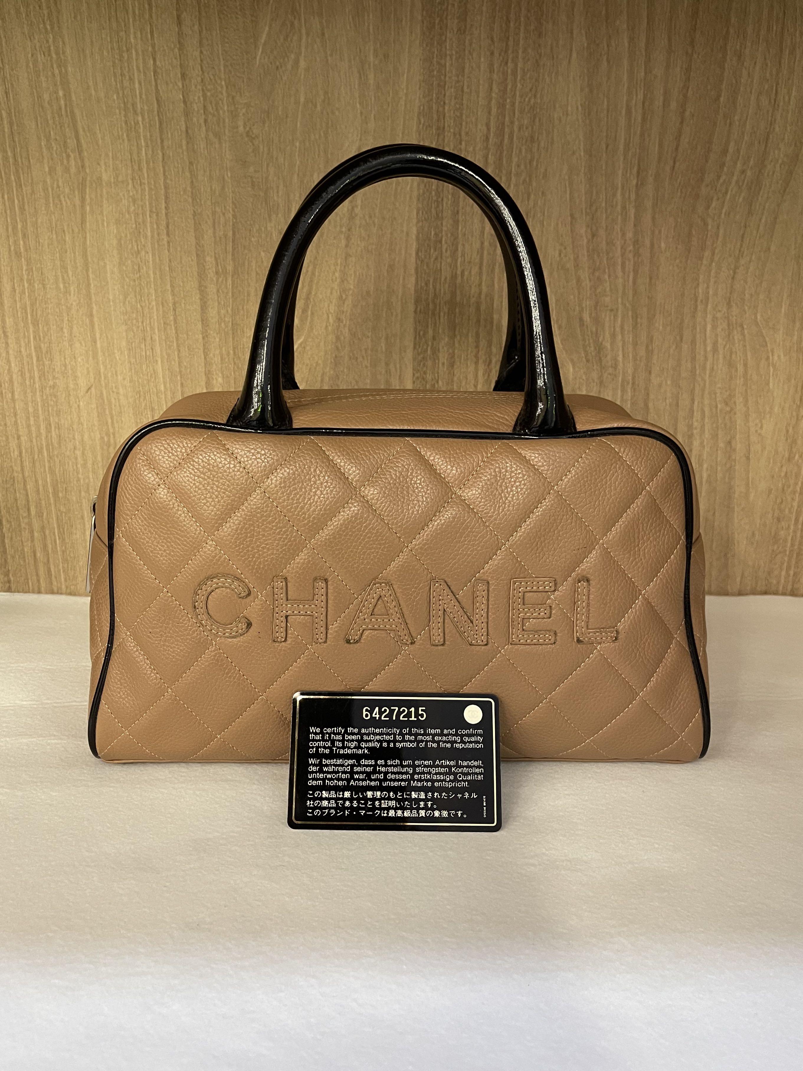 Chanel Pre-Loved Classic flap bag for Women - White in KSA