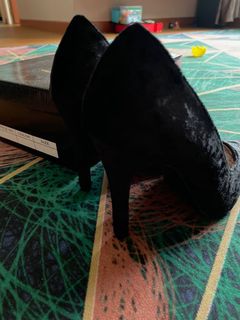 (Category: ) located in . Submitted by prettydolls (Listing ID 1162964346, Image 1). Description: .