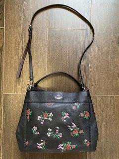 （分類：）位於 。 由 carr_cm 提交（商品編號 1163042327，圖片 1）。簡介： 。