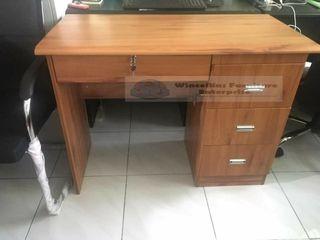 computer desk X freestanding table