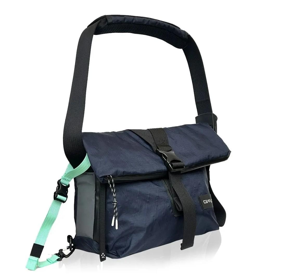CRUMPLER Cumulus Messenger Bag U.P. S 229 Men s Fashion Bags