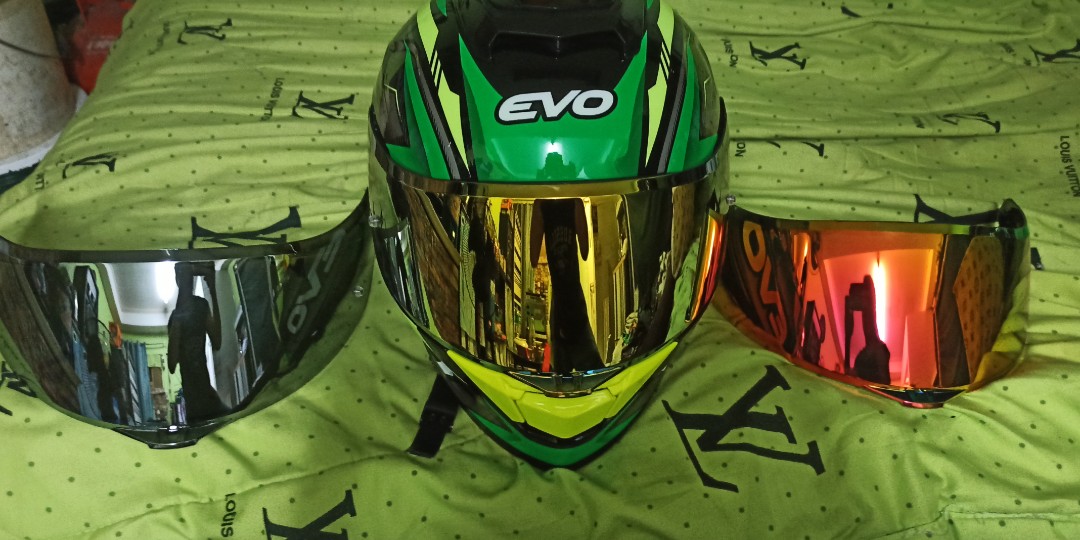 Evo helmet slighly use, Motorbikes, Motorbike Parts & Accessories