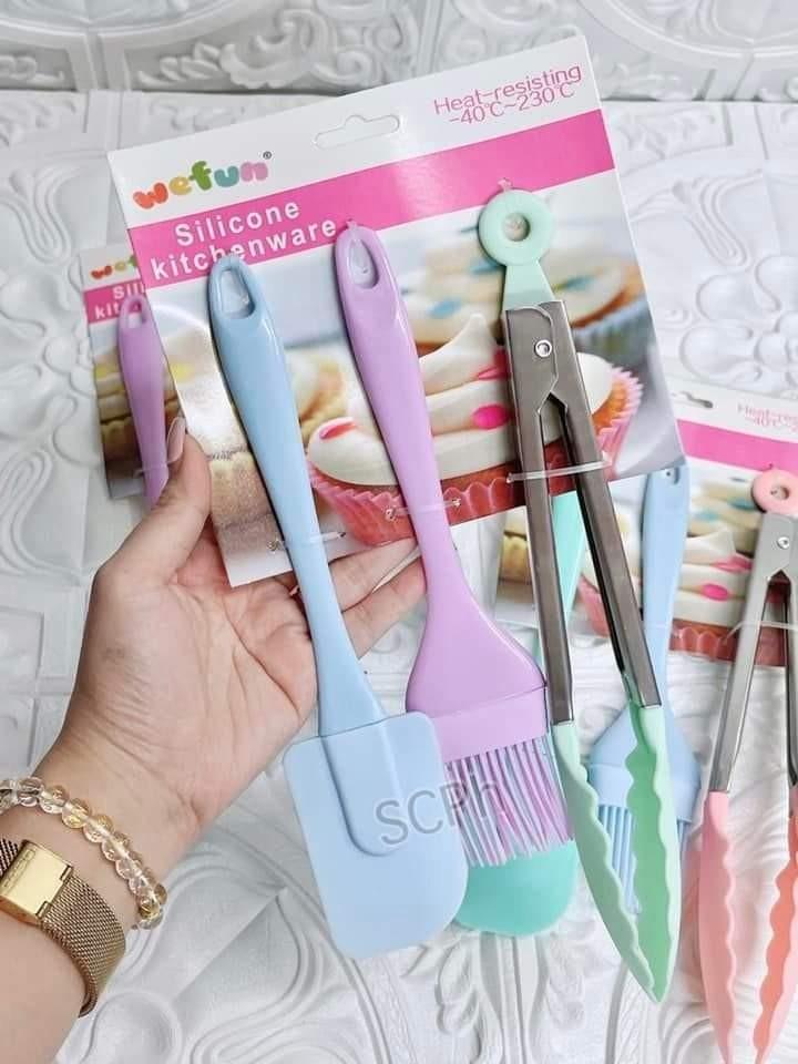 HOME SILICONE KITCHENWARE SET (Category: Cookware & Accessories) located in Manila. Submitted by imeldacsantiago (Listing ID 1163023105, Image 2). Description: HOME SILICONE KITCHENWARE SET CODE SHCLPH05262022 PRICE 140 CUT OFF OF ORDERS 11AM (SAME DAY DELIVERY WITHIN MANILA AREA) VIA GRAB, MR SPEEDY, LALAMOVE NEXT DAY SHIPPING (1-3 DAYS) LUZON, VISAYAS, MINDANAO (LBC, J&T, JRS) MOP: COD (MANILA AREA) GCASH BDO REMITTANCE CENTERS PLS PM US FOR OR