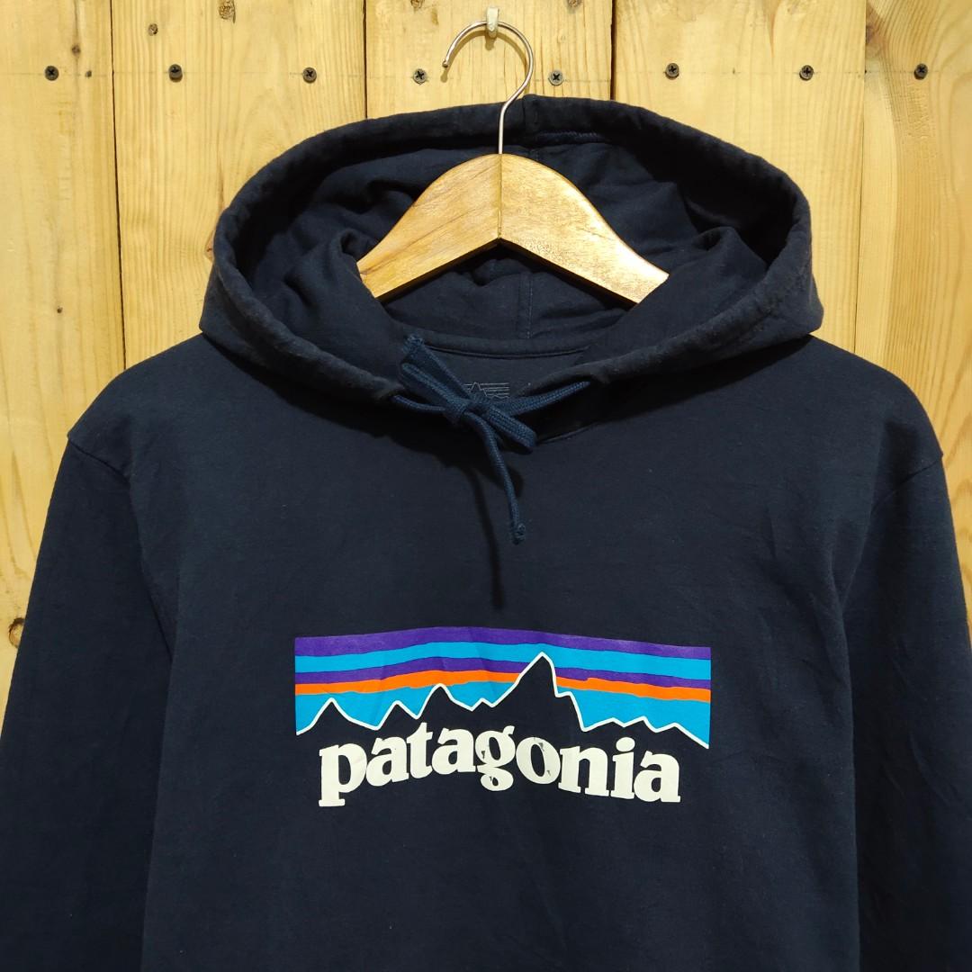 HOODIE PATAGONIA, Fesyen Pria, Pakaian , Baju Luaran di Carousell