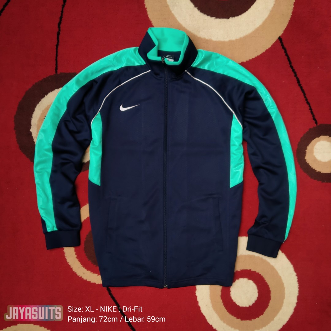 Jaket nike dri fit store