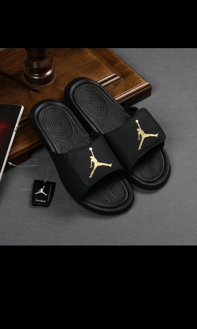 Jordan slides gold top