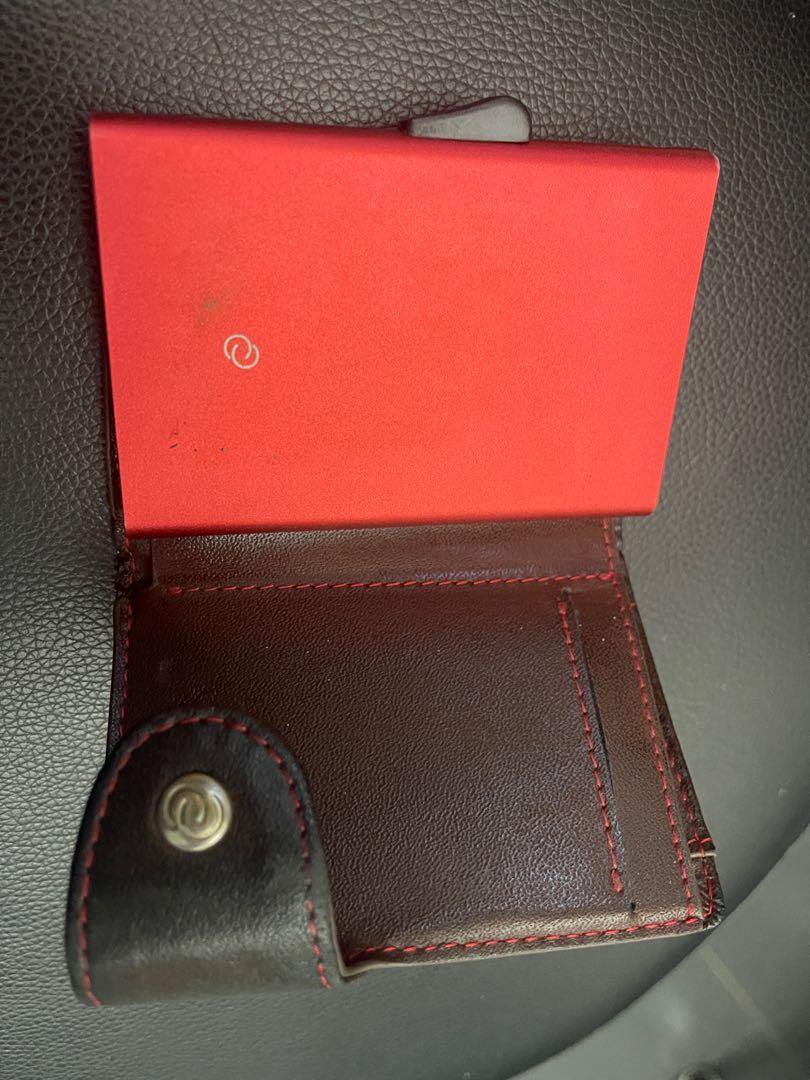 Leather Wallet card holder c secure, 男裝, 手錶及配件, 銀包、卡片套- Carousell