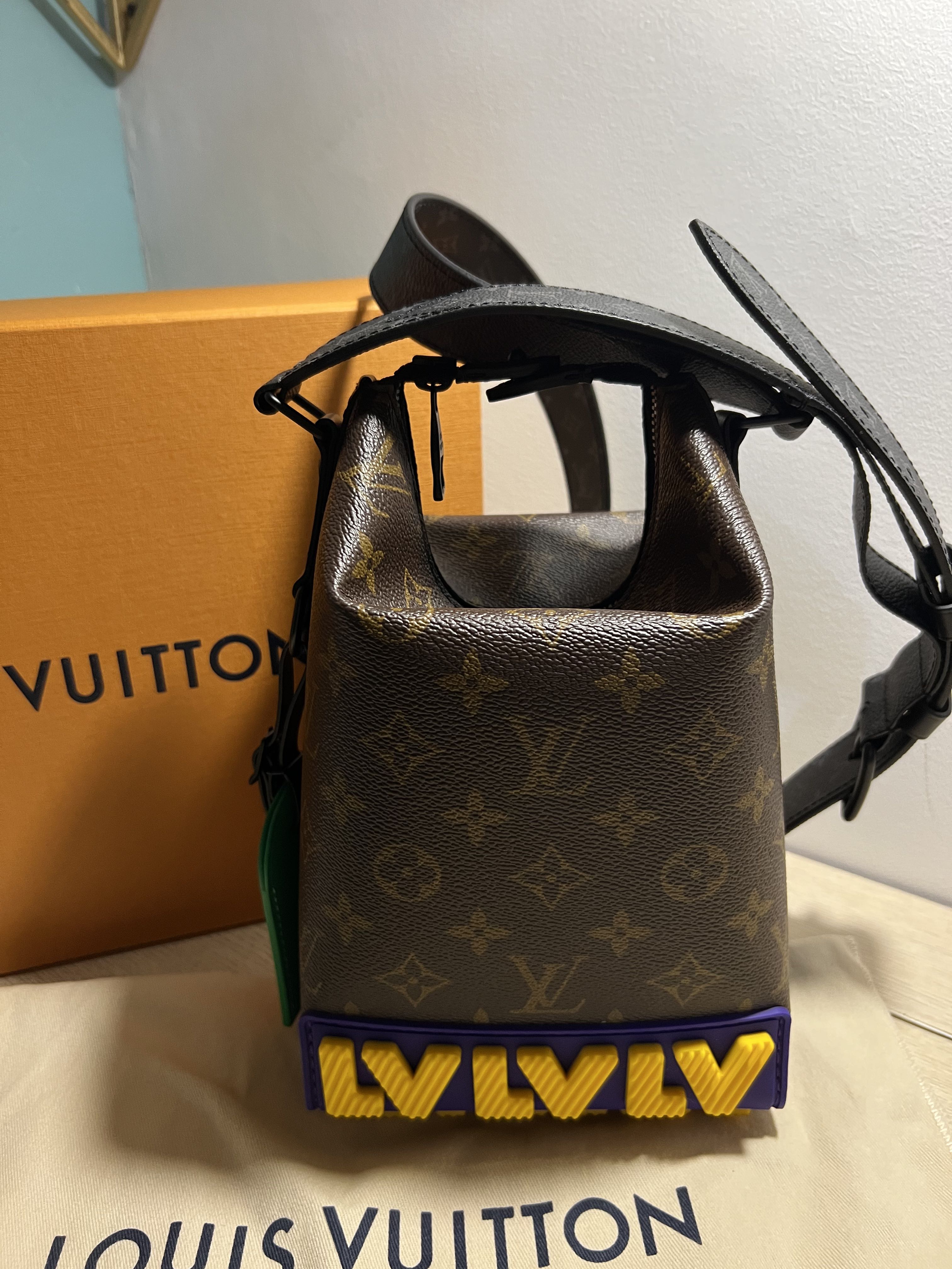 Louis Vuitton Monogram LV Rubber Cruiser Messenger - Messenger Bags, Bags