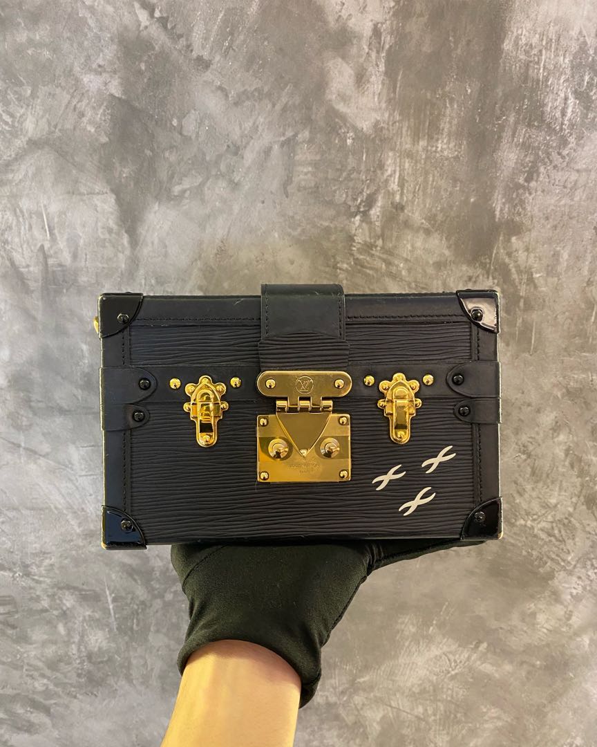 Lv petite malle black shop
