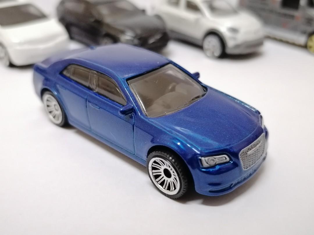 Matchbox chrysler 300 top