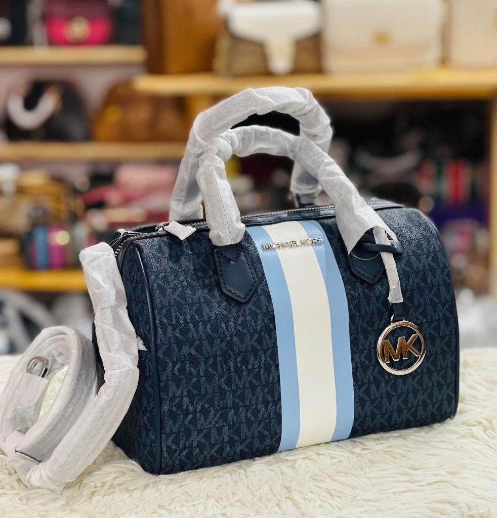 MK BEDFORD DUFFLE ADMIRAL BLUE Luxury Bags Wallets on Carousell