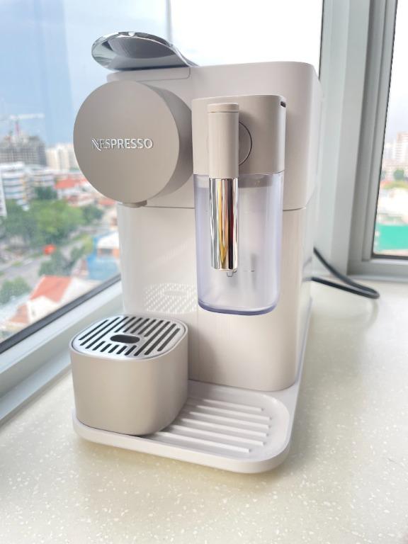 特別訳あり特価】 Nespresso Lattissima One Coffee and Espresso