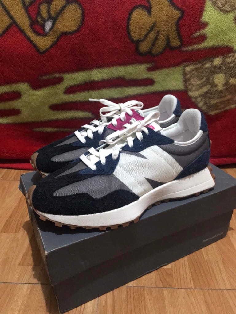New Balance 327 (size 10), Men's 