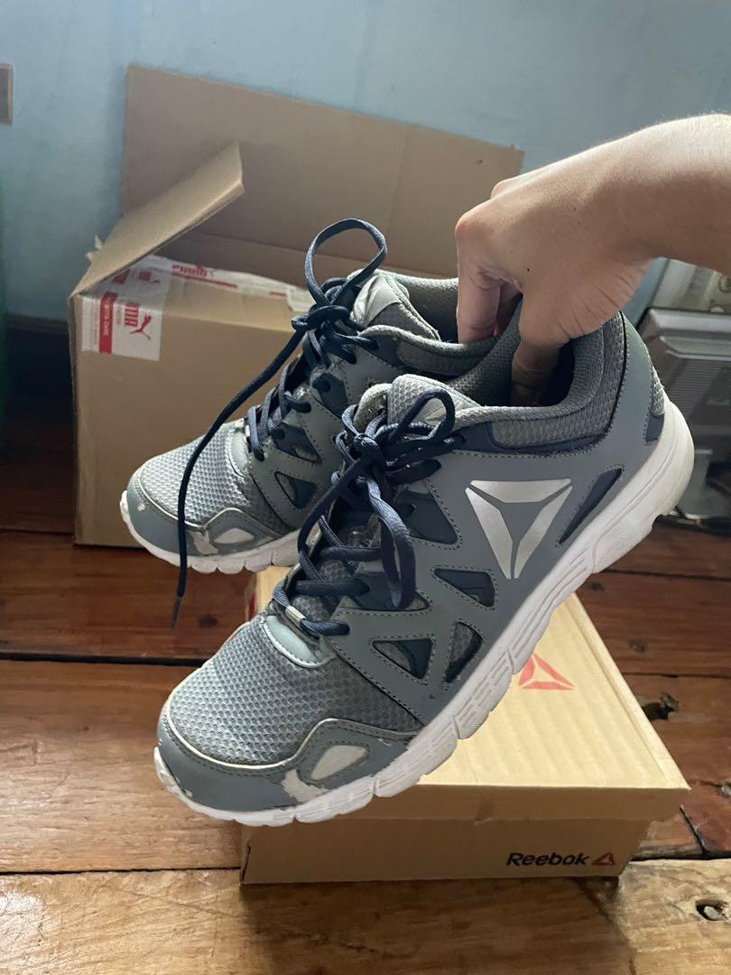 Reebok Running shoes size US10.5 Men s Fashion Footwear