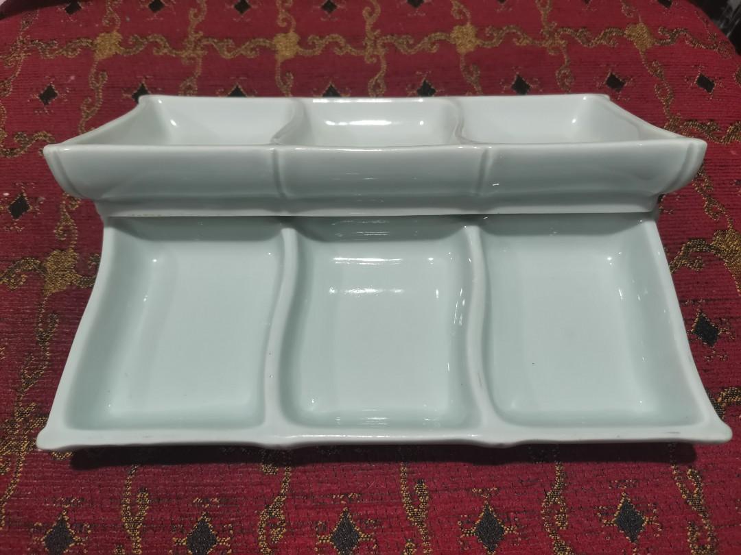 Sauce/Side Dish Plate (Category: Bakeware) located in Muntinlupa City. Submitted by sariromrom (Listing ID 1163000503, Image 3). Description: Our products are bought directly abroad (Countries of origin are indicated in each items) ✅ Imported from Japan ✅ Set of 2pcs Sauce/Side Dish Plate ✅ Microwavable/Oven Bake safe.
