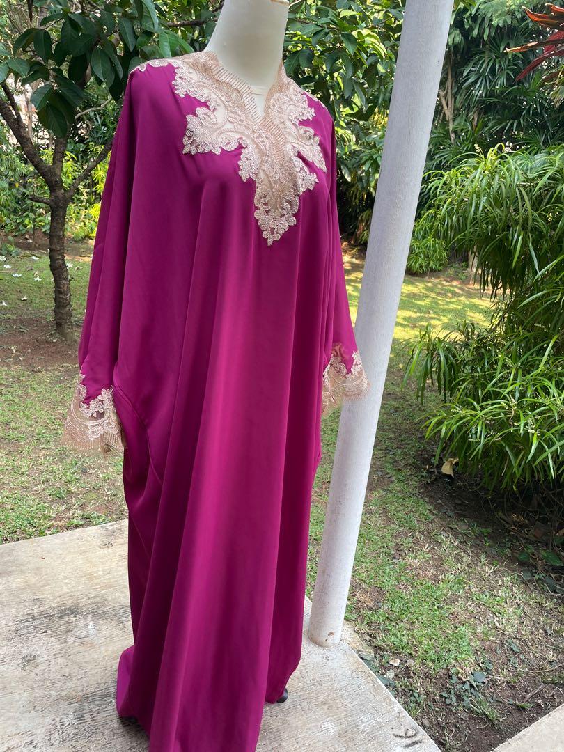 Shocking pink / magenta Kaftan with 