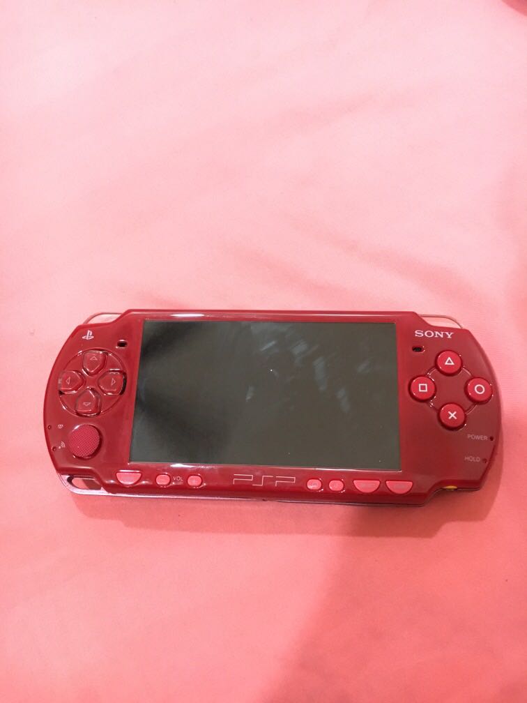 Sony Psp 2000 version, Video Gaming, Video Game Consoles, PlayStation on Carousell