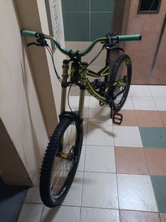 (Category: ) located in . Submitted by bigguysmallbike (Listing ID 1163046541, Image 1). Description: .