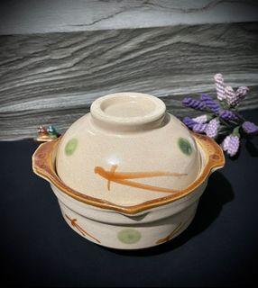 stoneware ramen bowl; bowl with lid