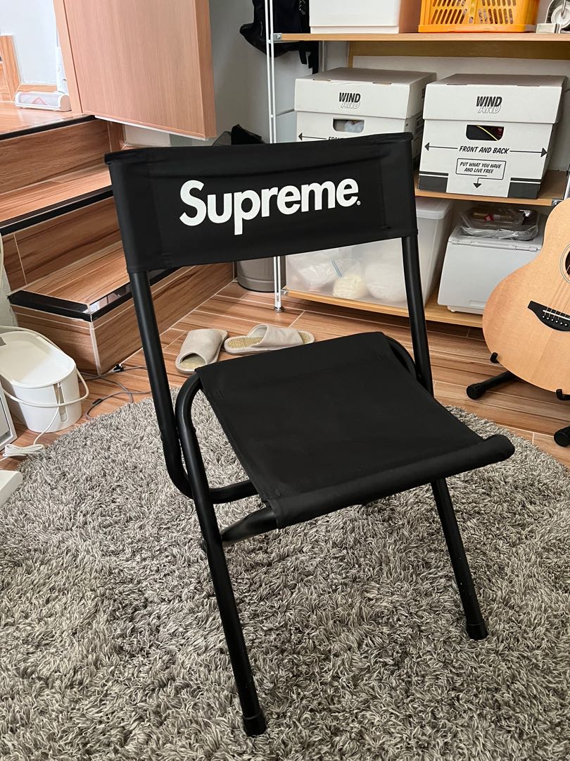 Supreme x coleman folding chair, 男裝, 手錶及配件, 飾物架、飾物盒