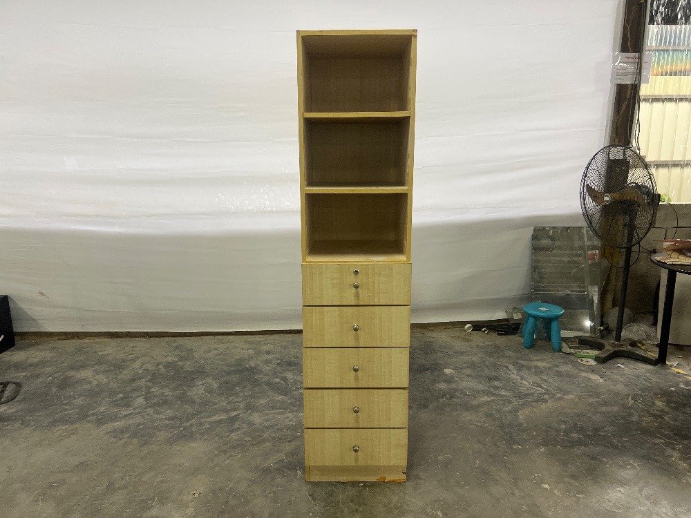 Tall Thin Storage / Simpanan Nipis Tinggi, Furniture