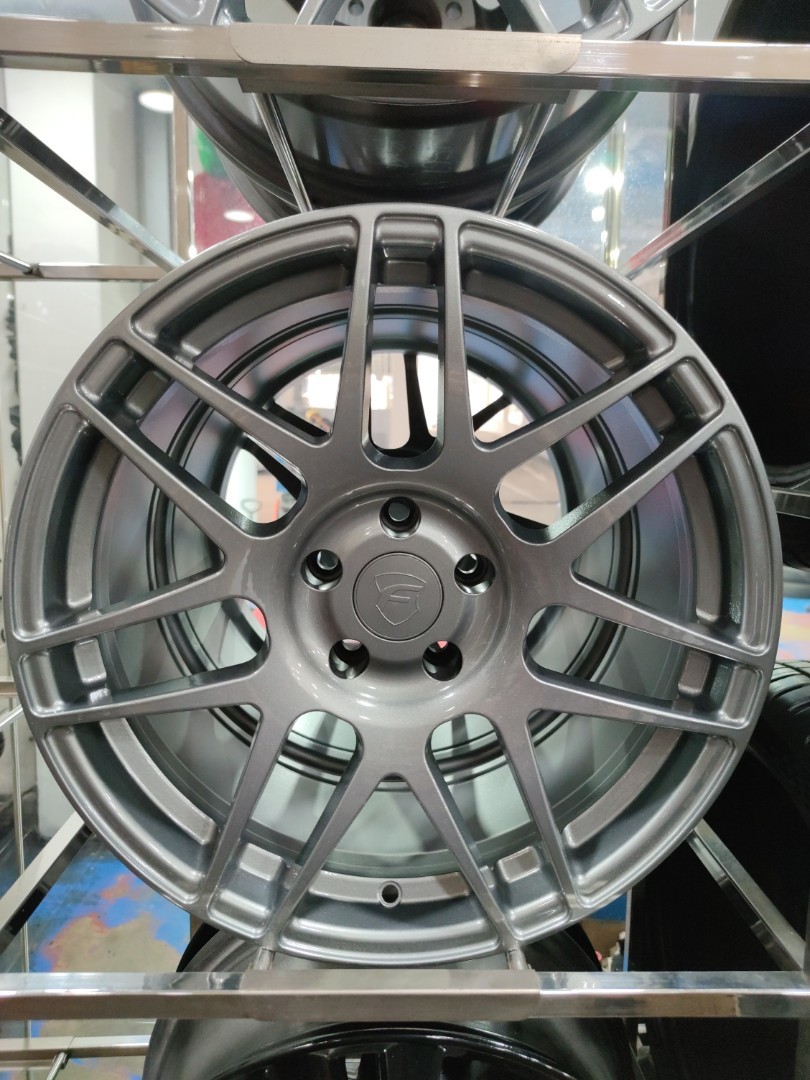 Used Car With Custom Rims Used 18