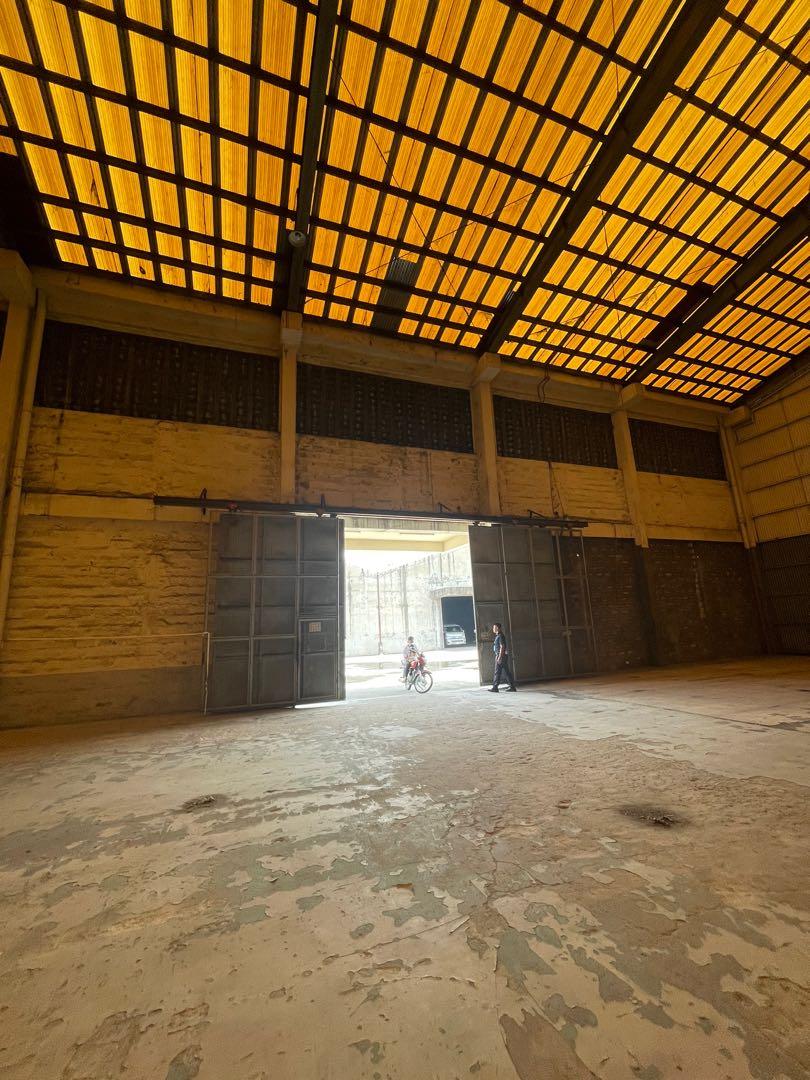 Warehouse for Lease in Manila (Category: Commercial) located in Makati City. Submitted by keilah.merealty (Listing ID 1162951156, Image 3). Description: Warehouse for Lease in Manila Size: 934 sqm and 2,335 sqm Rental price: 300 pesos/sqm + vat Minimum 1 year lease 3+3 .